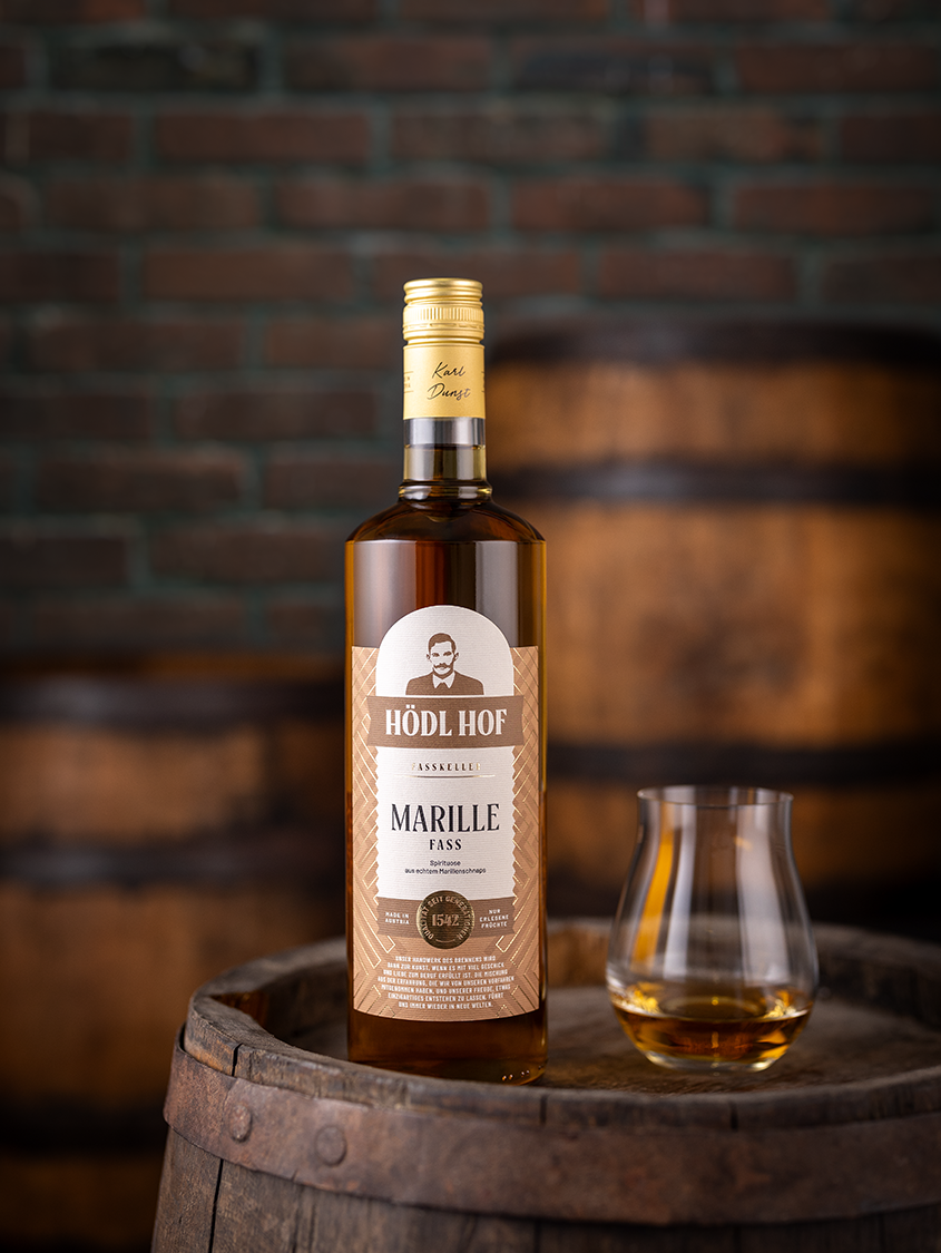 Hödl Hof Alte Marille Fass Schnaps Fassgelagert | 38% Vol. | 1,0l