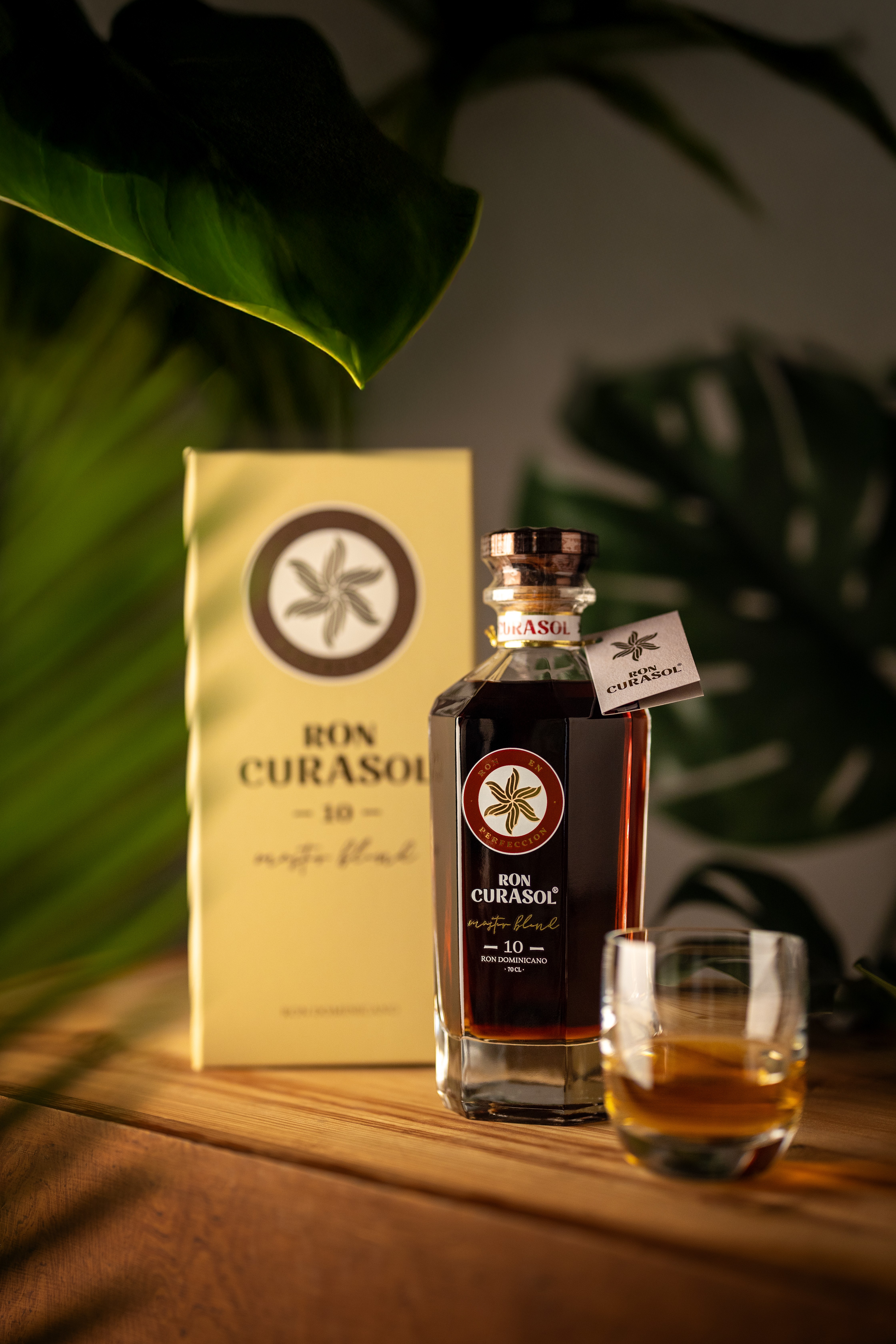 Ron Curasol 10 YO (im Geschenkset)