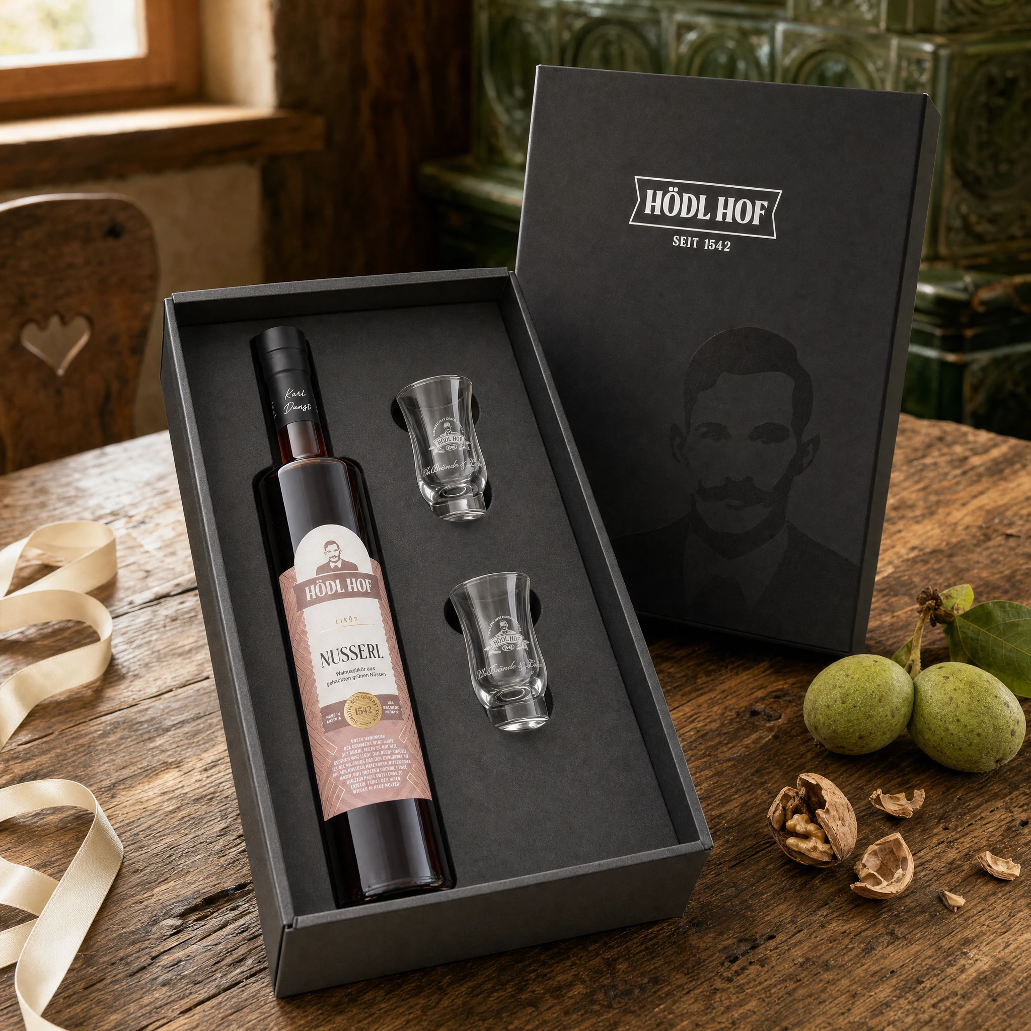 Hödl Hof Geschenkset Walnuss Likör "Nusserl" | 0.5l