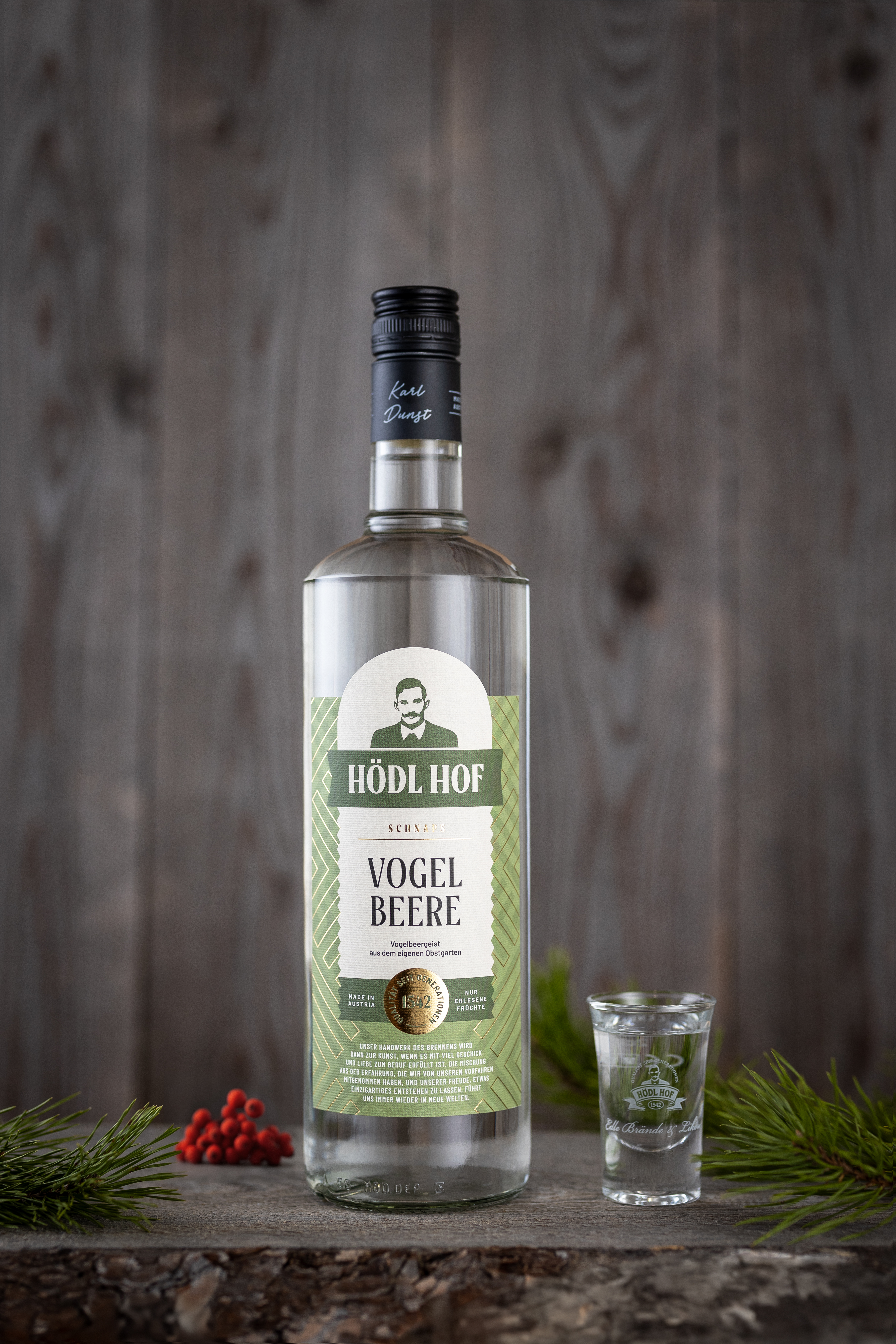 Vogelbeerschnaps vom Hödl Hof
