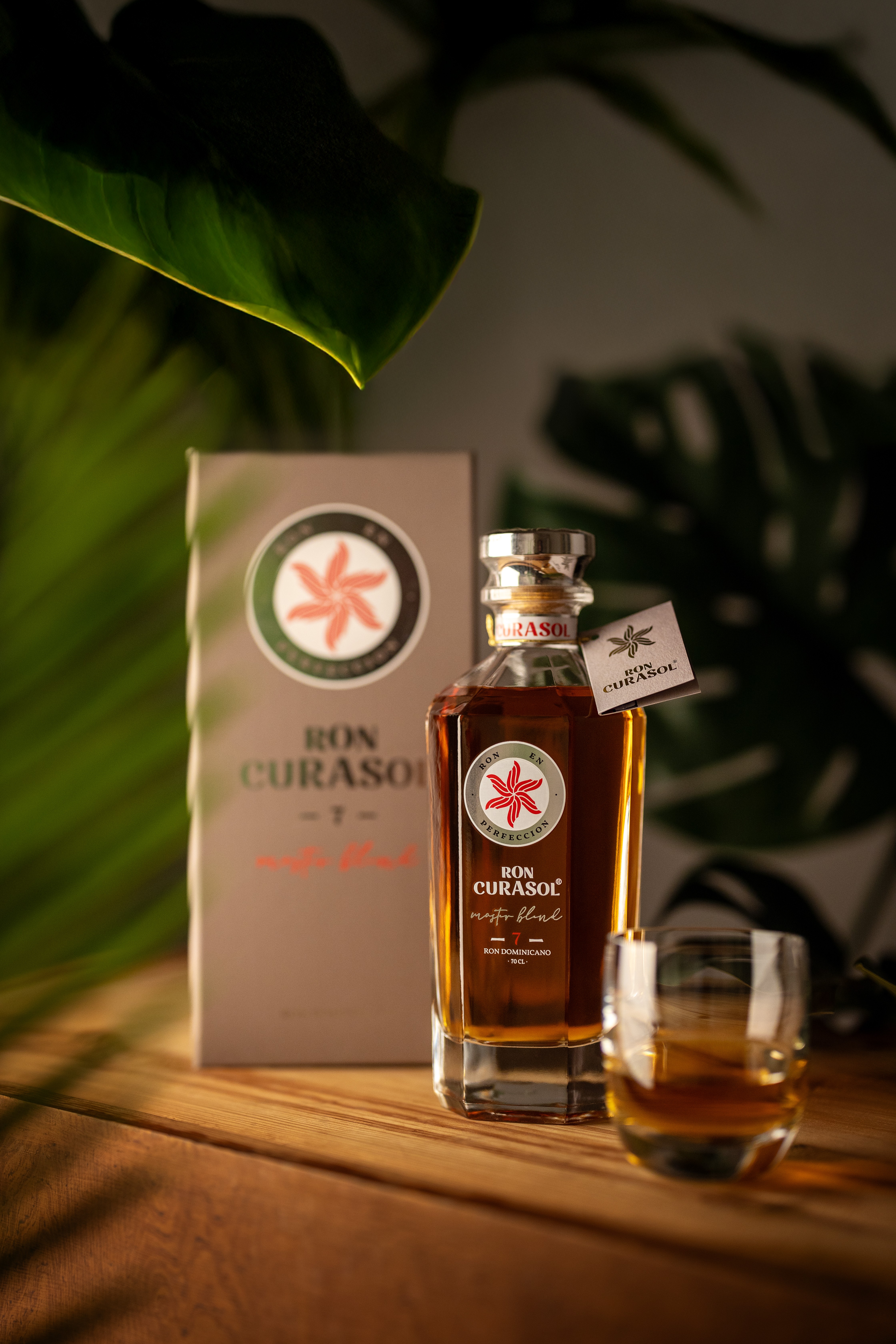 Ron Curasol 7 YO (im Geschenkset)