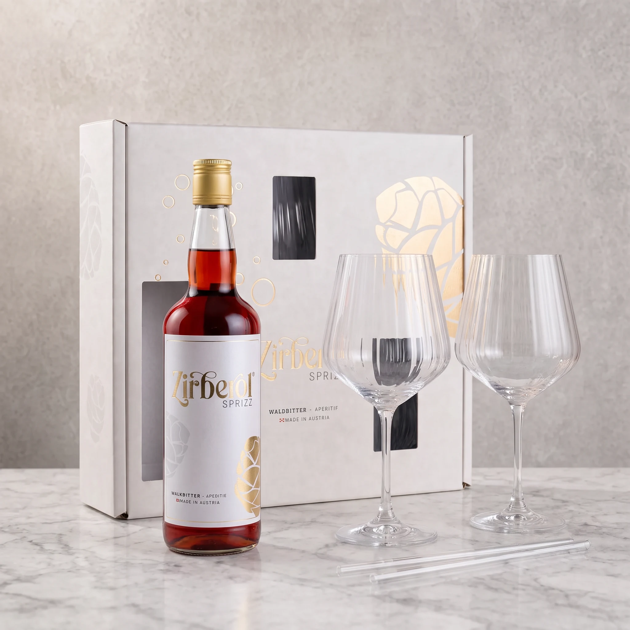 Zirberol Sprizz Geschenkset 0,7l + 2 Aperitifgläser & 2 Strohhalme
